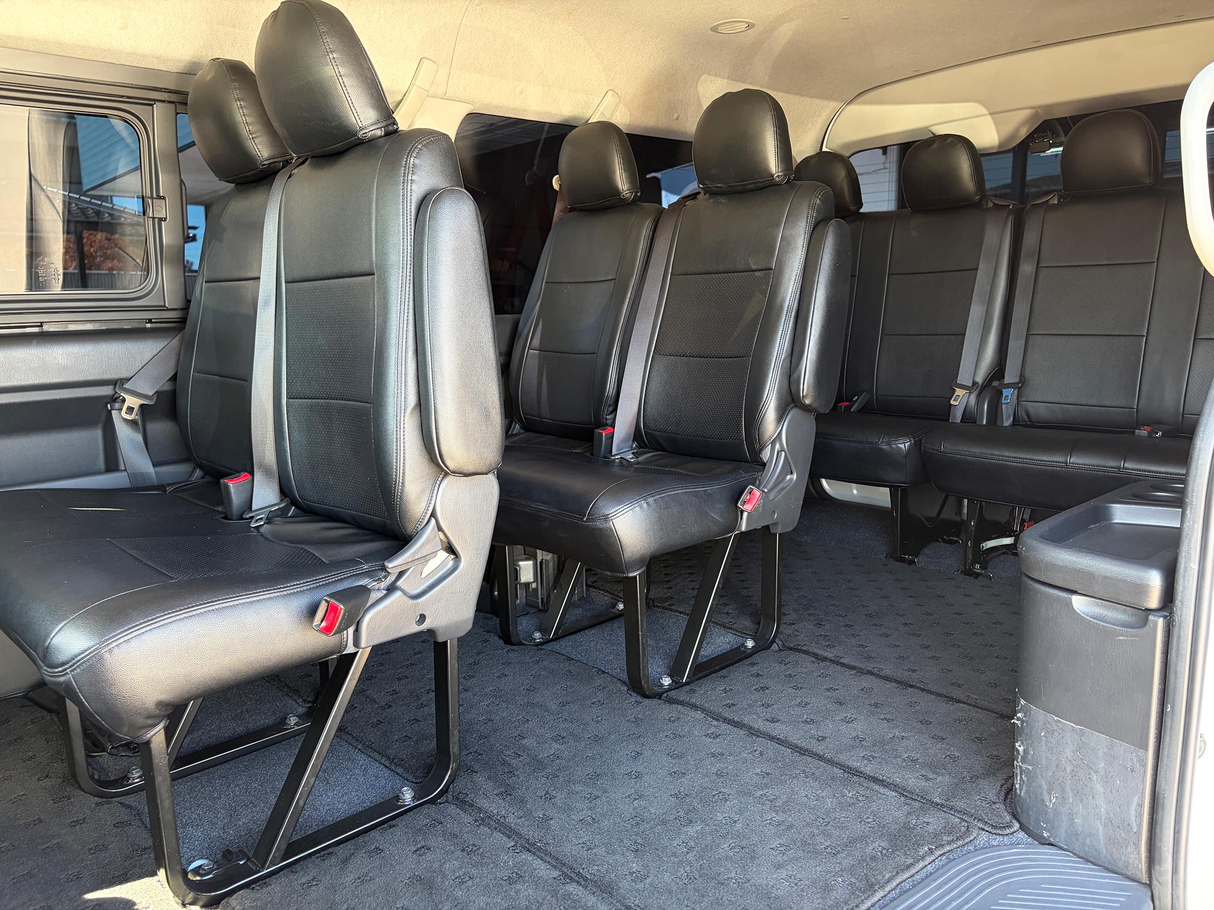 CSR-035 ハイエースワゴン - レンタル価格【米子のレンタカーなら！】カーセンスレンタカー｜格安・最短半日〜マンスリー＆長期レンタル｜米子市・境港市