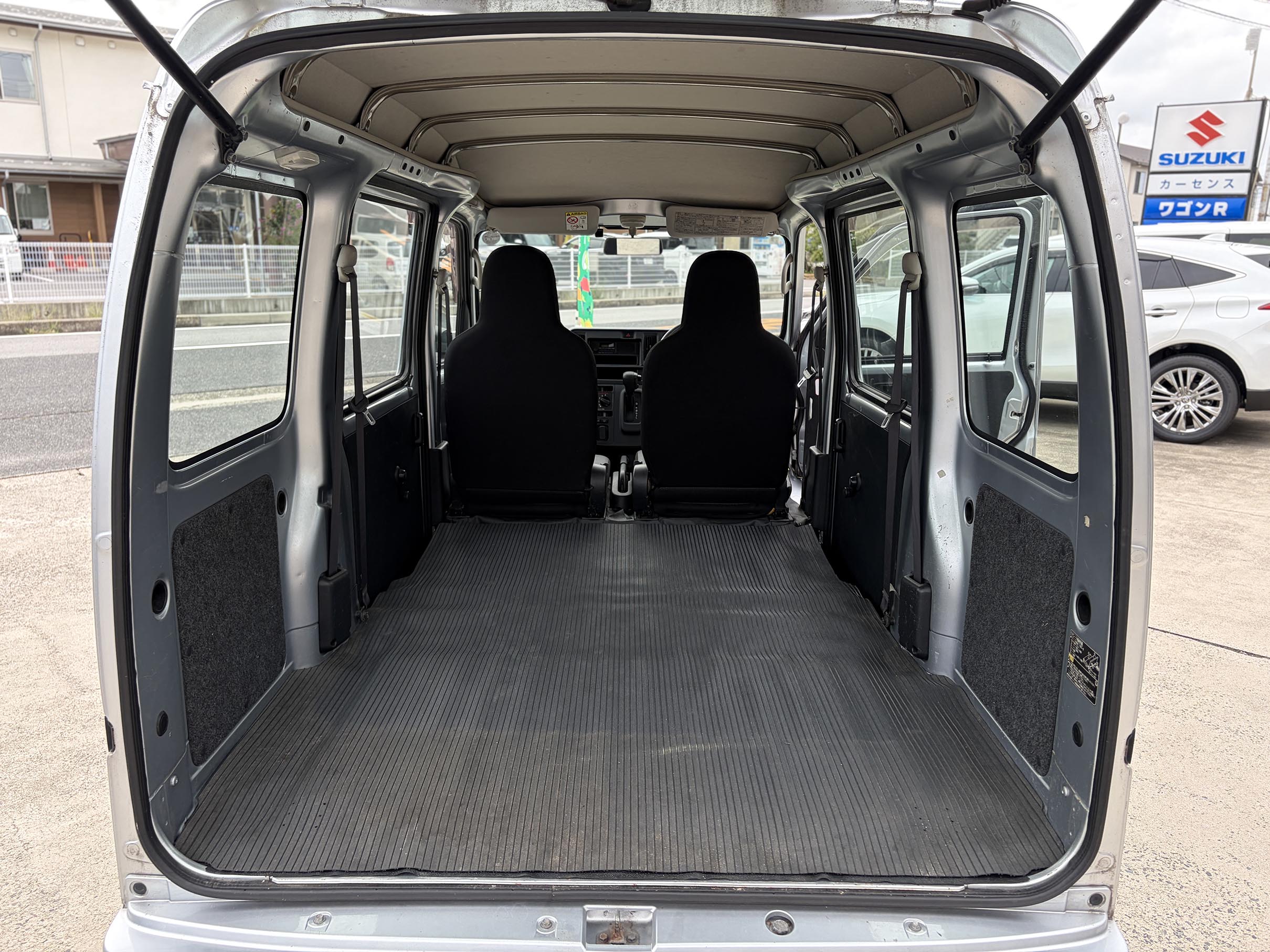 CSR-024 ハイゼットカーゴ 軽バン - レンタル価格【米子のレンタカーなら！】カーセンスレンタカー｜格安・最短半日〜マンスリー＆長期レンタル｜米子市・境港市