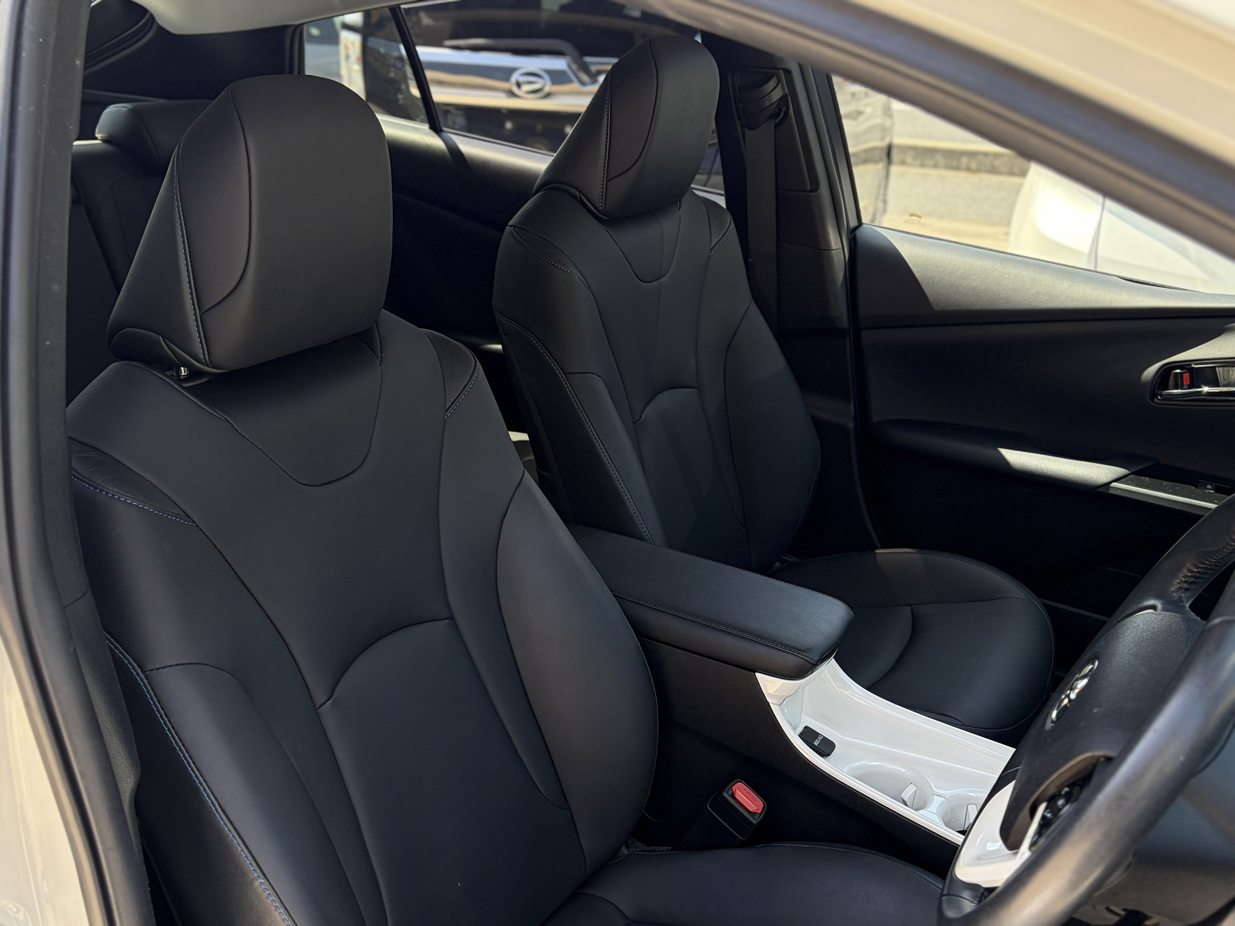 CSR-022 プリウス - レンタル価格 【米子のレンタカーなら！】カーセンスレンタカー｜格安・最短半日〜マンスリー＆長期レンタル｜米子市・境港市
